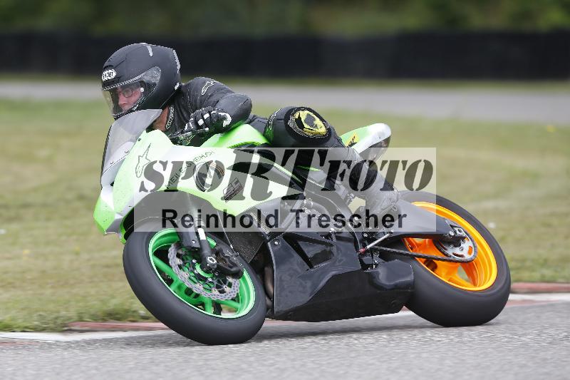/23 07.06.2025 TZ Motorsport ADR/221